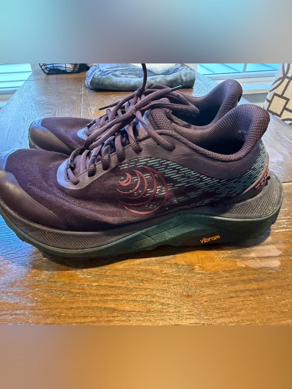 Women's Topo Ultraventure 4 trail running/hiking Shoes - Plum with Teal Accents
